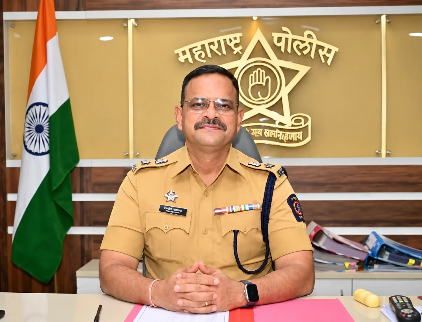 पोलीस अधीक्षक यांचे छायाचित्र - श्री. डॉ. विनयकुमार राठोड (भापोसे) पोलीस अधीक्षक यांचे छायाचित्र